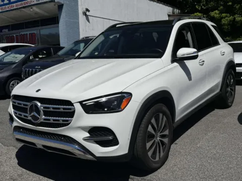 Another view of 2025 Mercedes-Benz GLE 350 4MATIC SUV for sale in Yonkers, NY at Yonkers Automall
