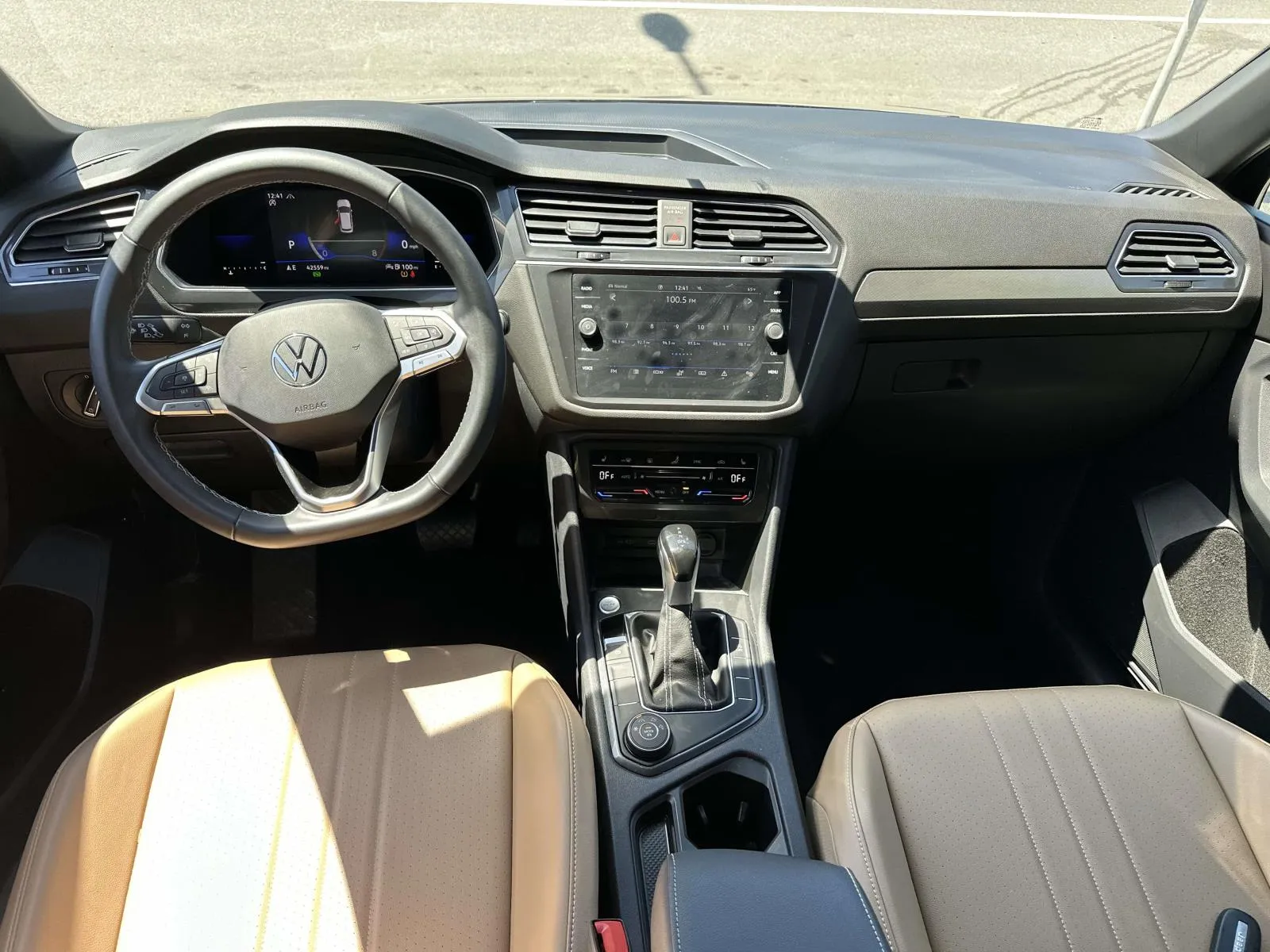 2023 Volkswagen Tiguan SE - Photo 15
