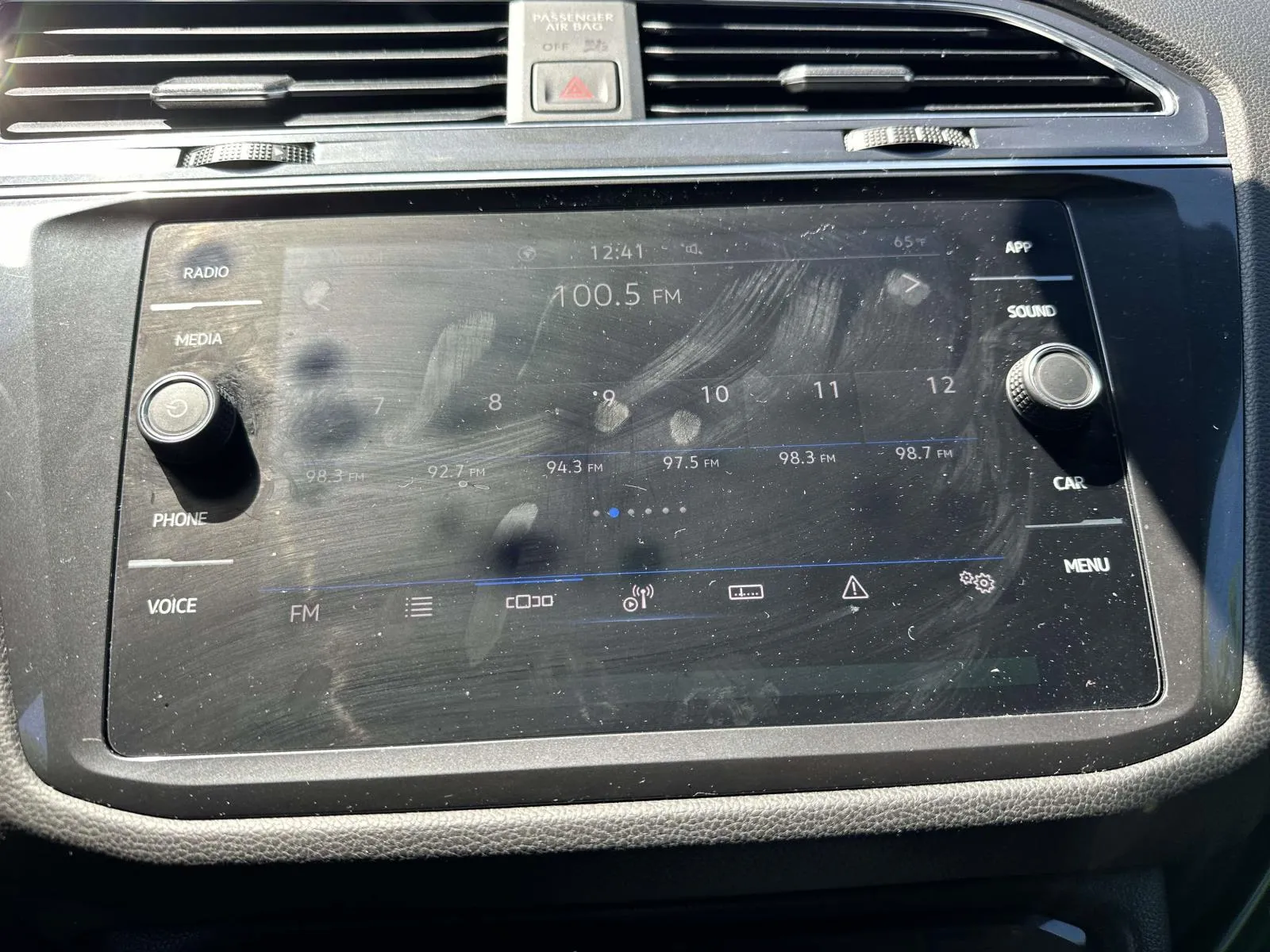 2023 Volkswagen Tiguan SE - Photo 21