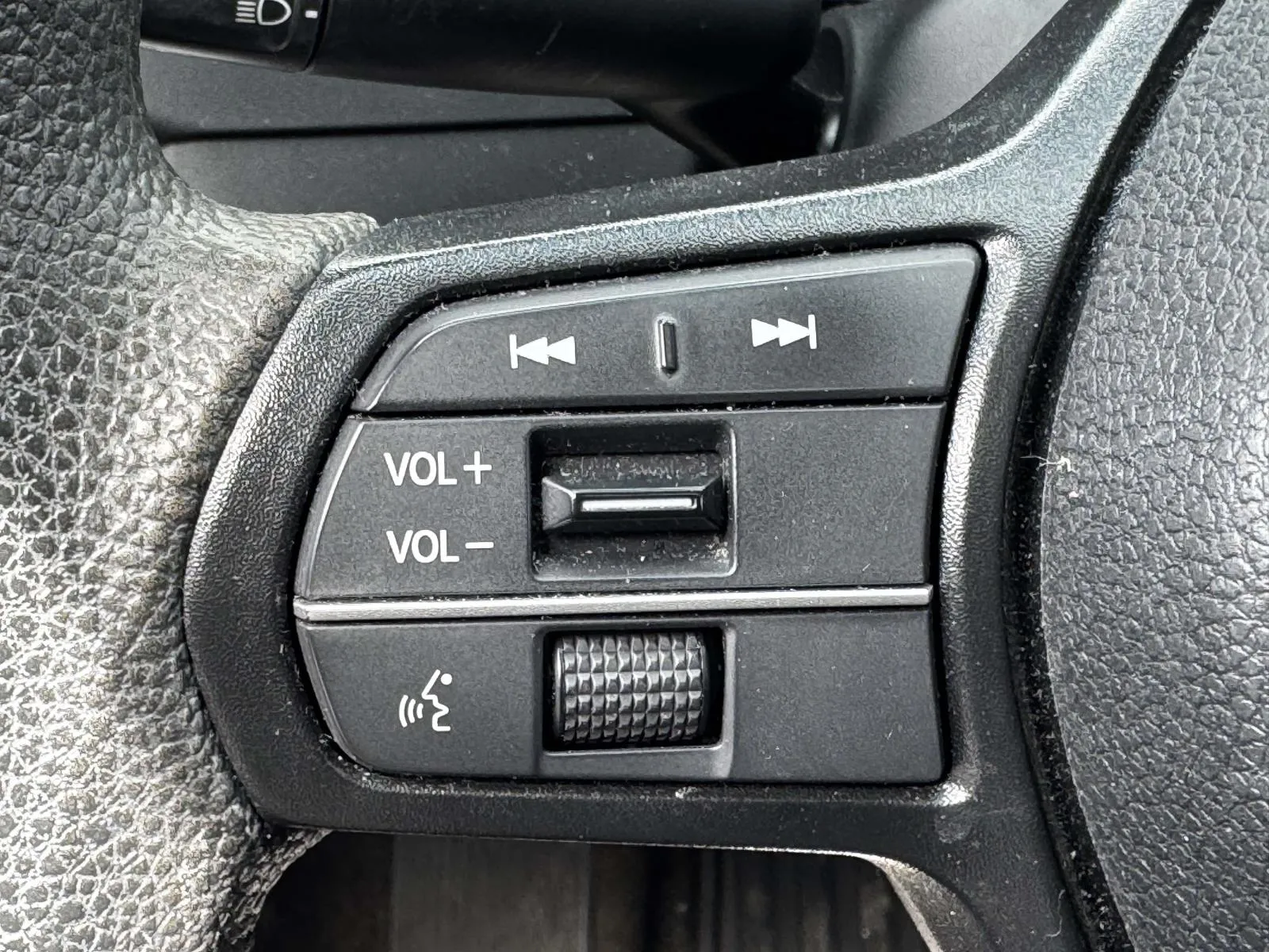 2024 Honda Accord EX - Photo 11