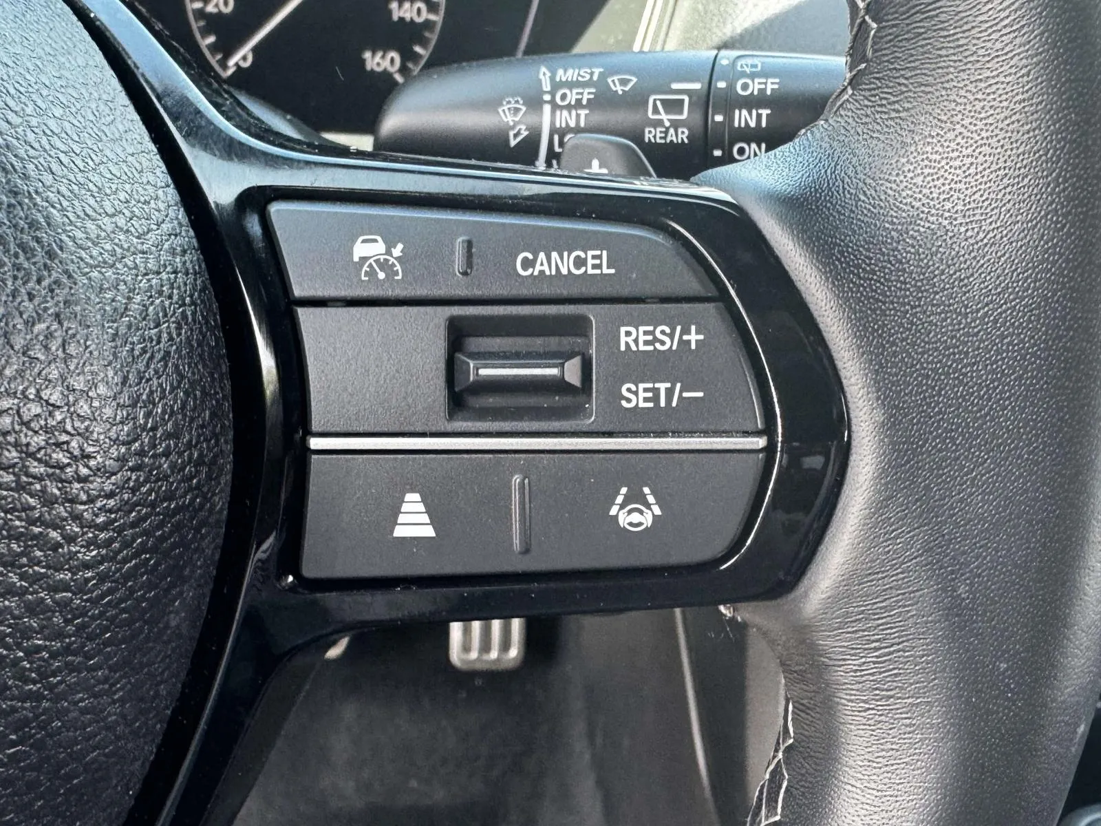 2025 Honda Civic Hatchback Sport - Photo 17