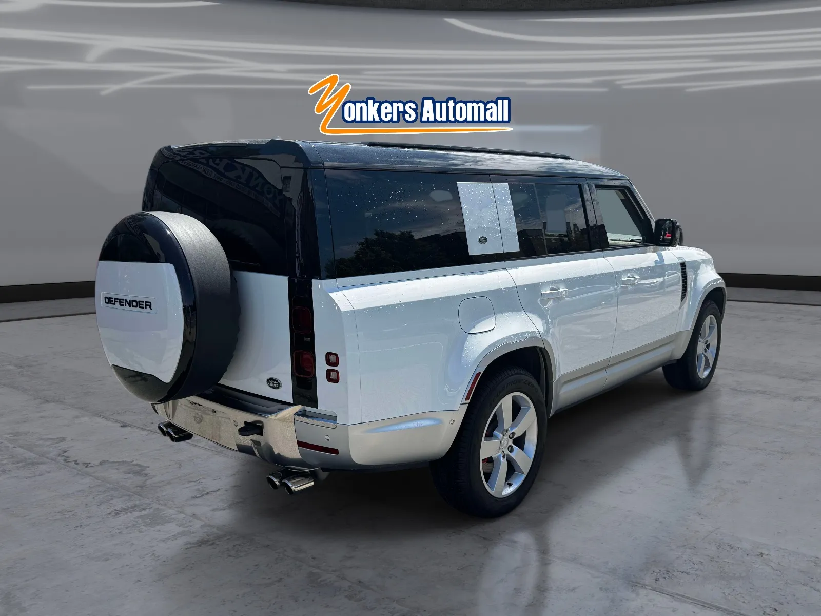 2023 Land Rover Defender S - Photo 6