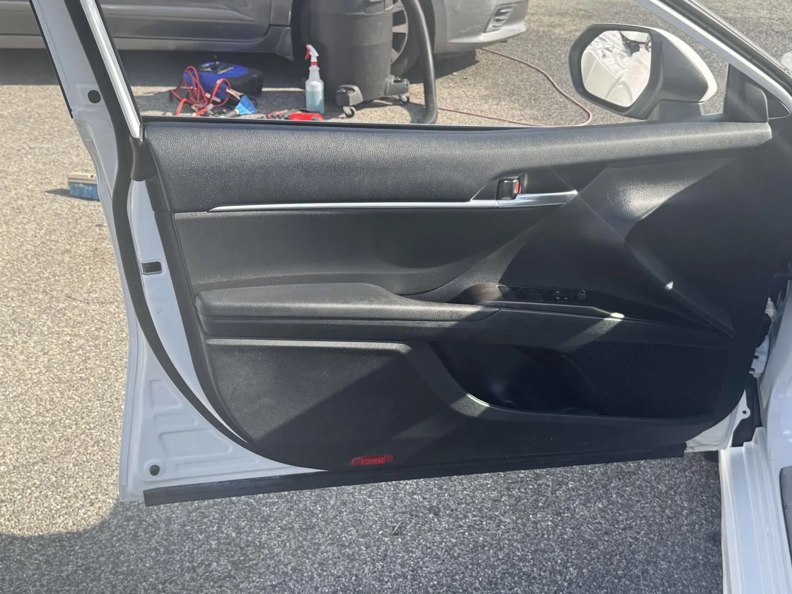 2023 Toyota Camry SE - Photo 14