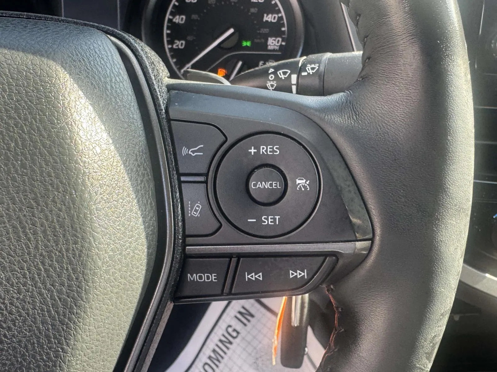 2023 Toyota Camry SE - Photo 21