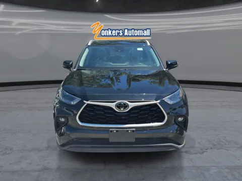 Photos of 2023 Toyota Highlander XLE for sale in Yonkers, NY at Yonkers Automall
