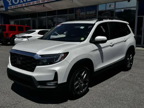 Another view of 2023 Honda Passport EX-L AWD for sale in Yonkers, NY at Yonkers Automall