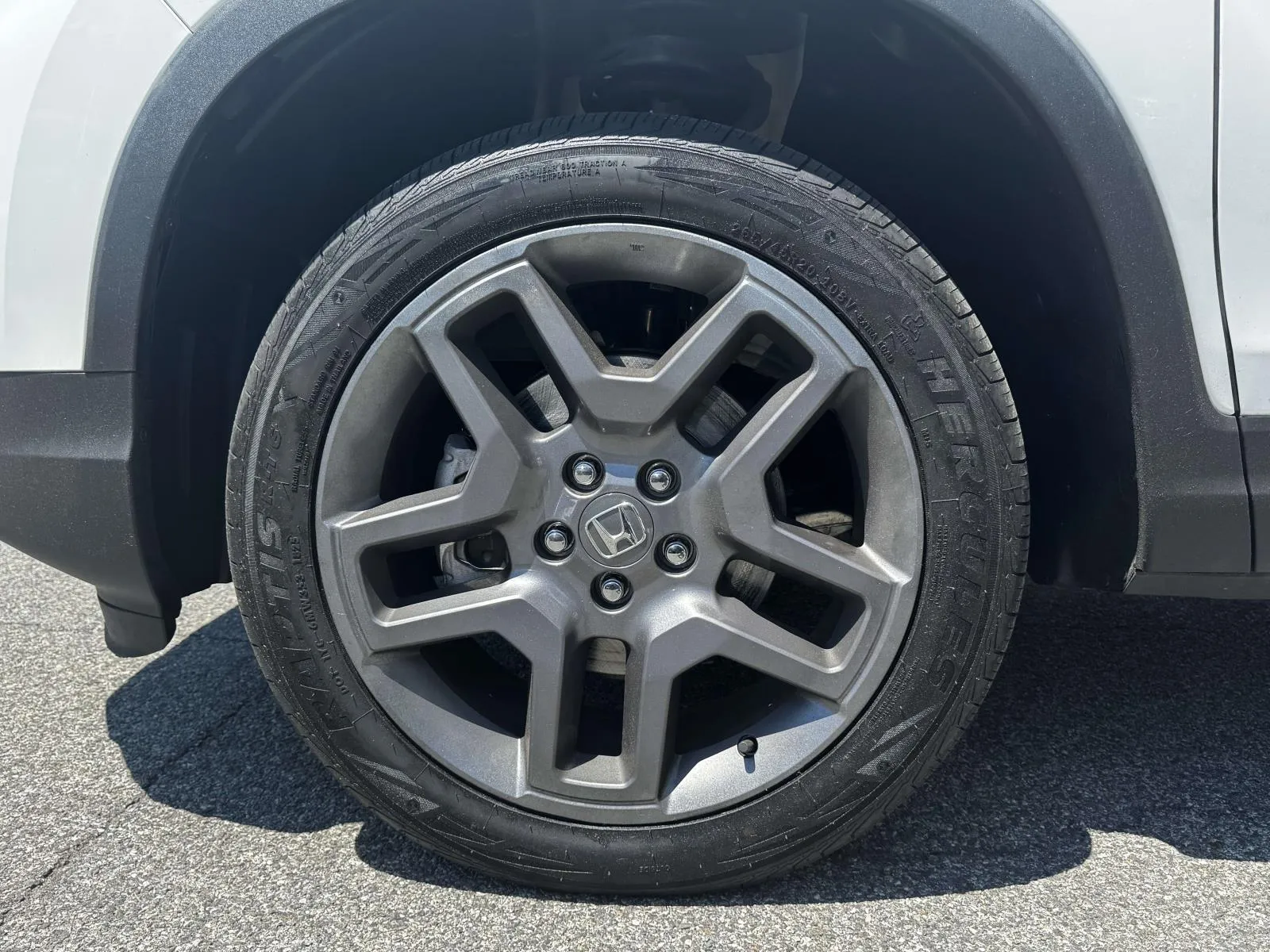 2023 Honda Passport EX-L - Photo 9