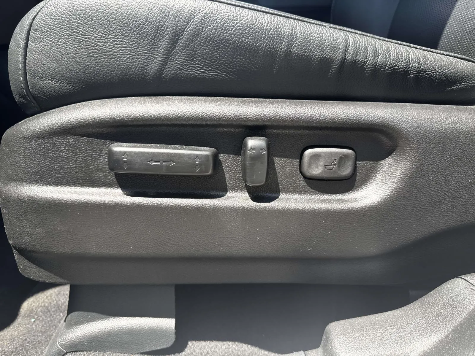2023 Honda Passport EX-L - Photo 17