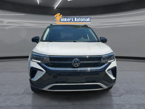 Photos of 2024 Volkswagen Taos 1.5T SE for sale in Yonkers, NY at Yonkers Automall