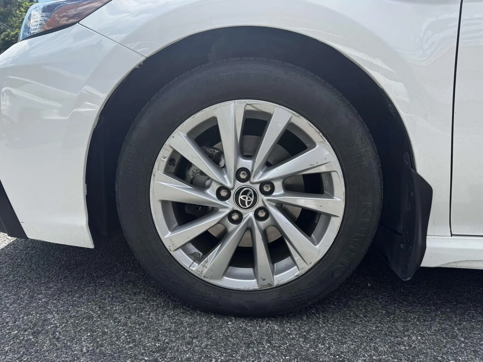 2023 Toyota Camry SE - Photo 8