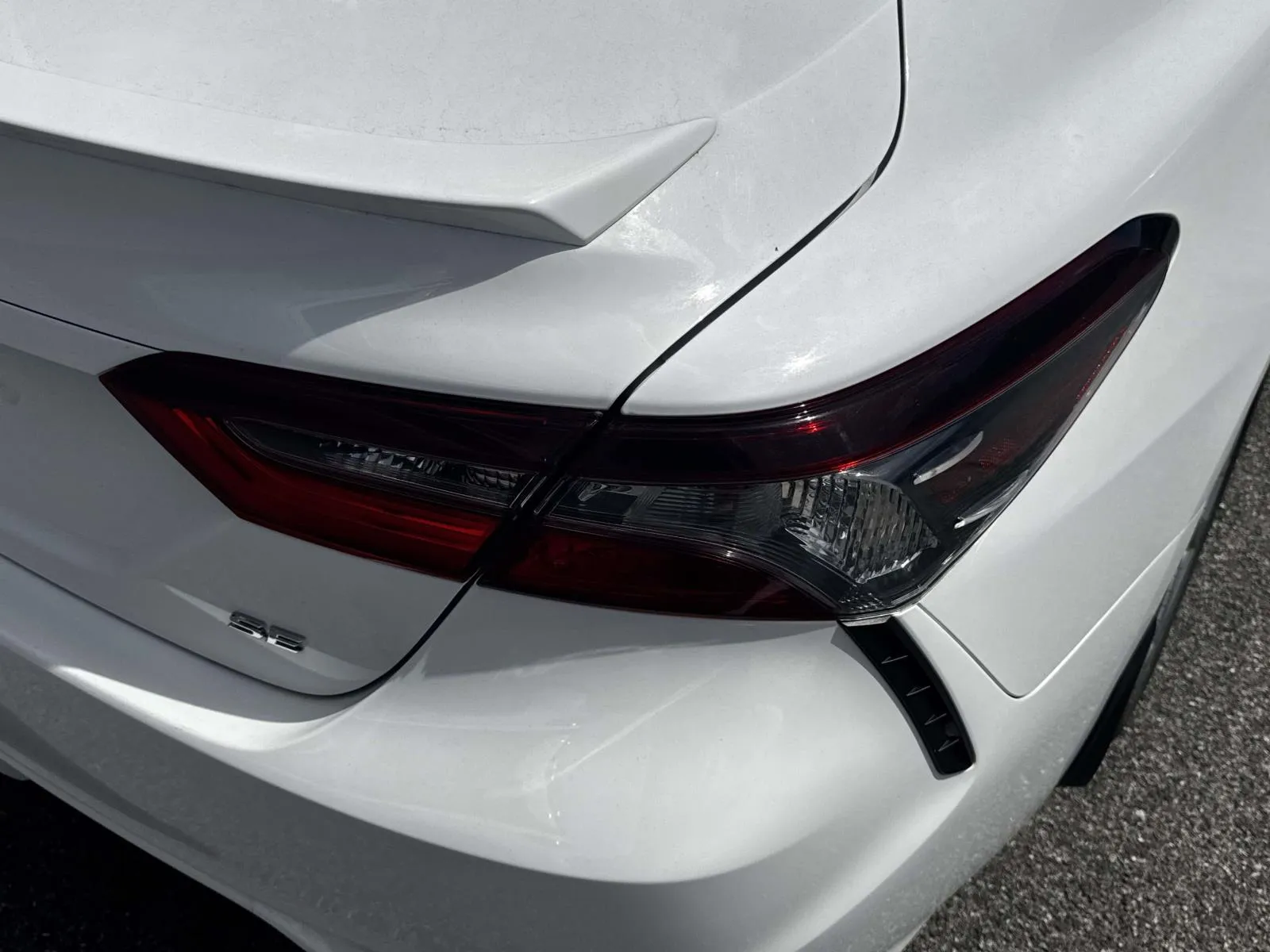 2023 Toyota Camry SE - Photo 9