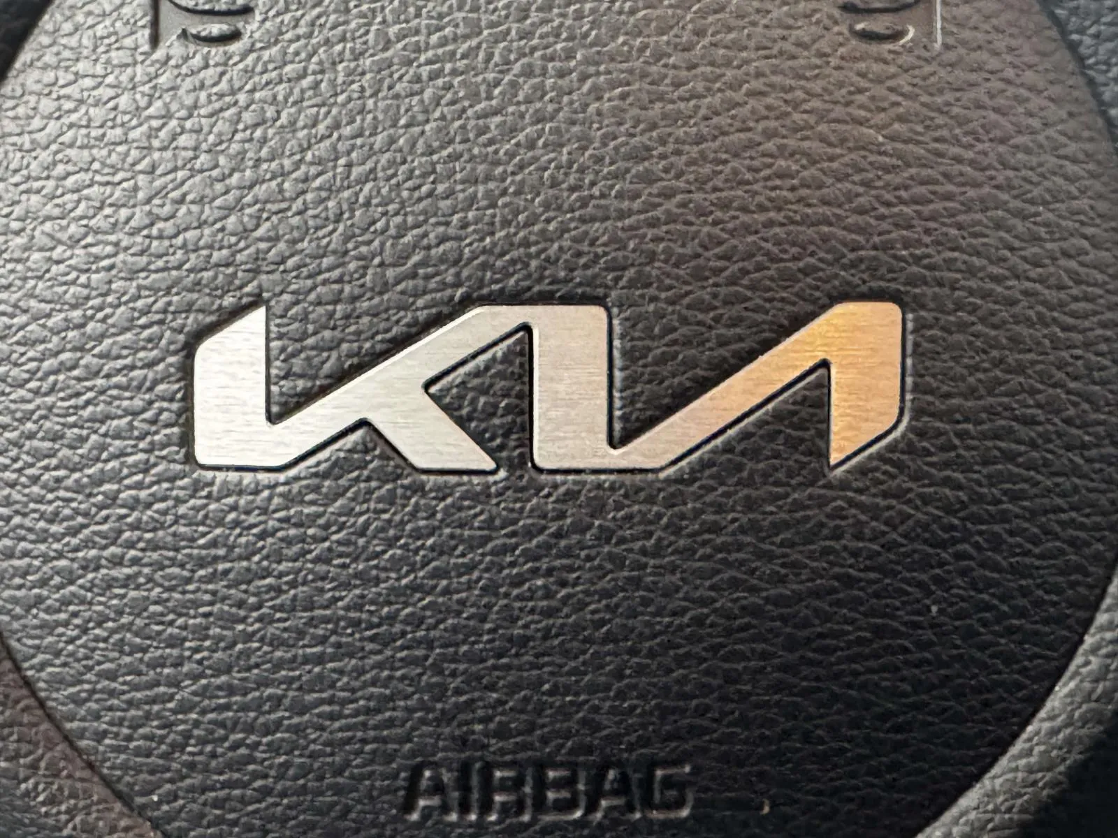 2023 Kia Forte LXS - Photo 31