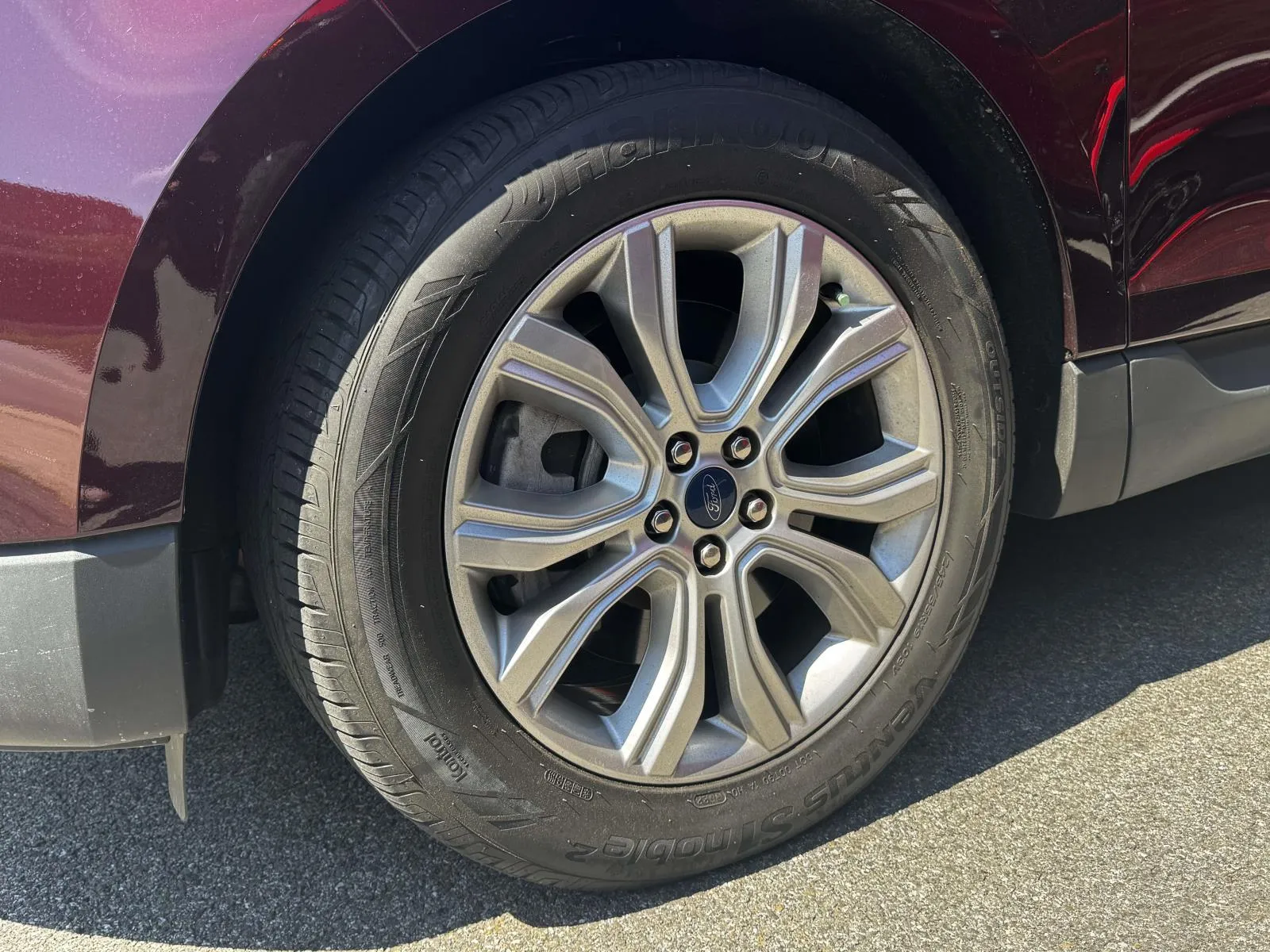 2022 Ford Edge Titanium - Photo 8
