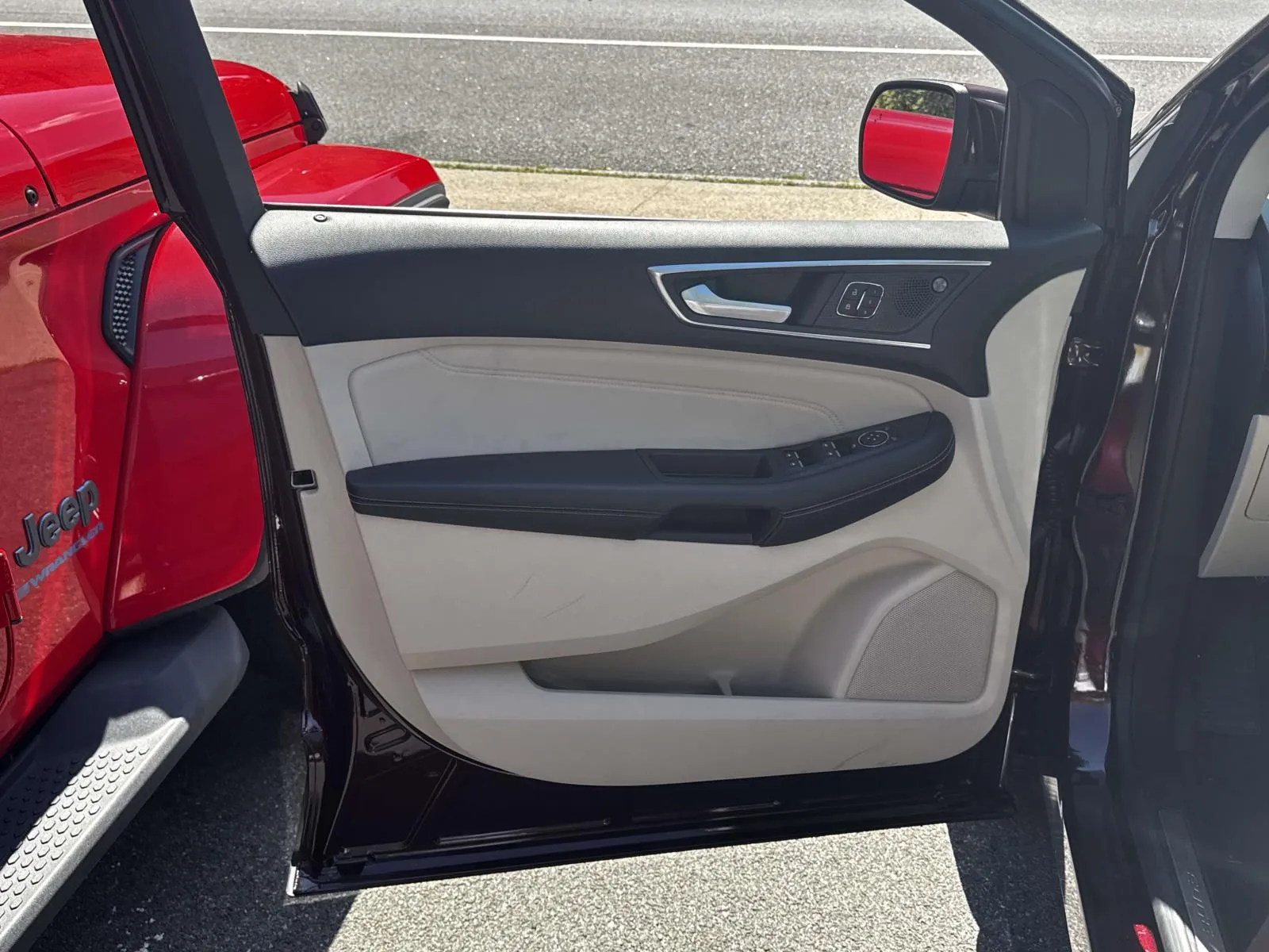 2022 Ford Edge Titanium - Photo 14