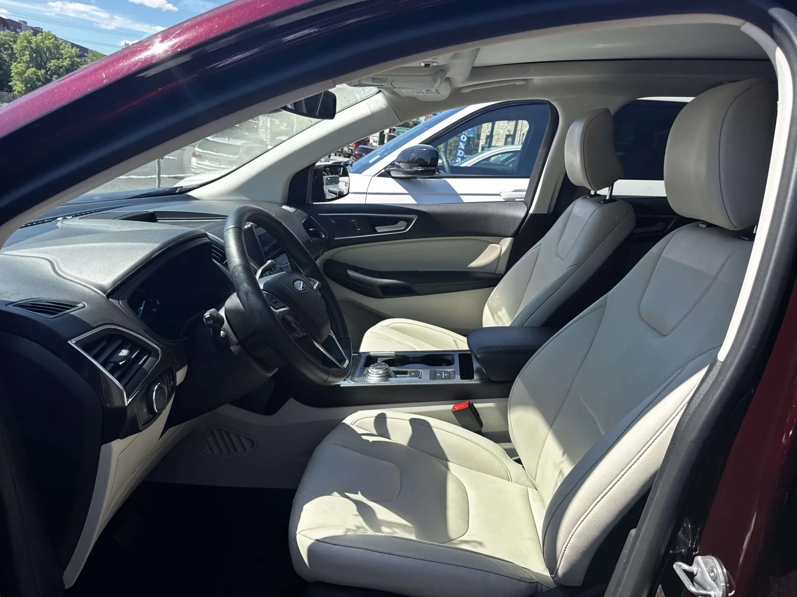 2022 Ford Edge Titanium - Photo 16