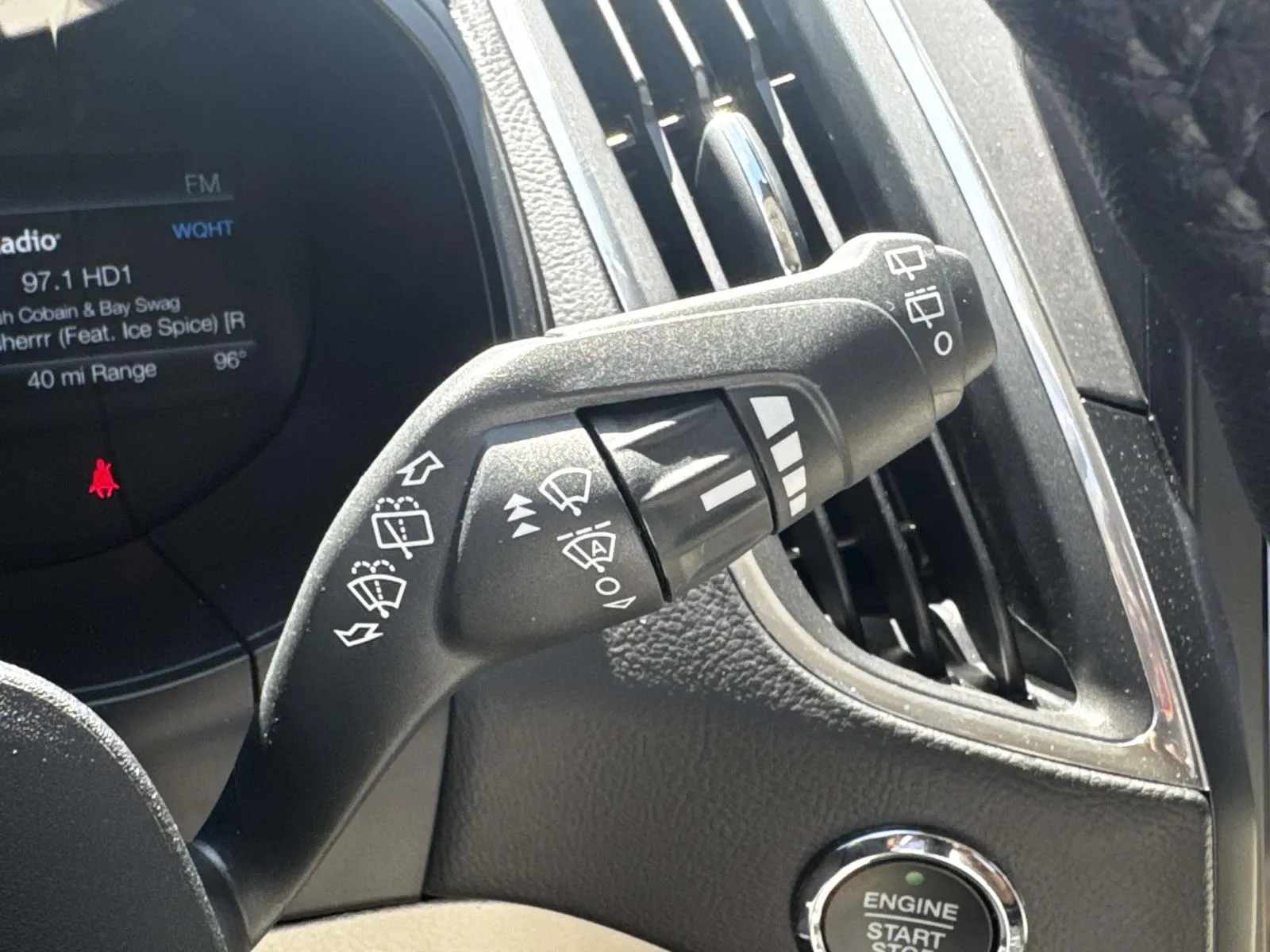 2022 Ford Edge Titanium - Photo 22