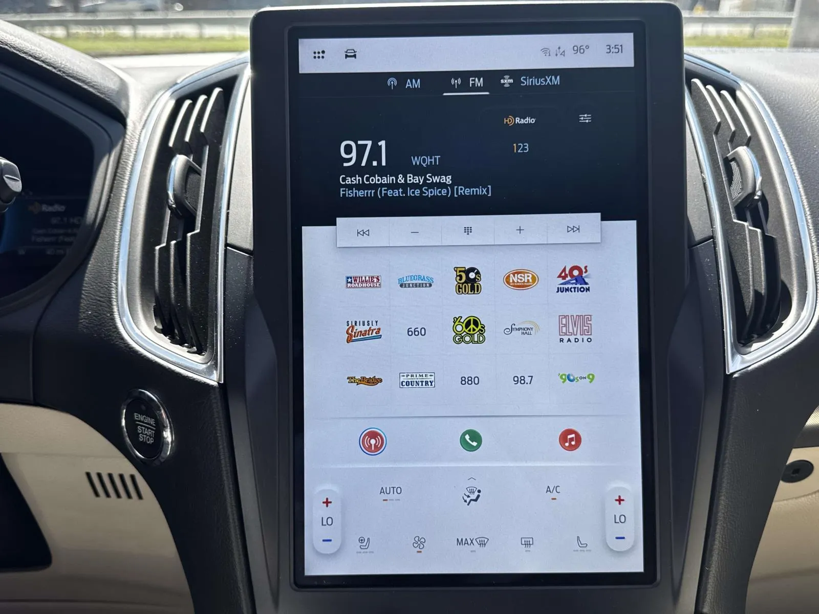 2022 Ford Edge Titanium - Photo 25