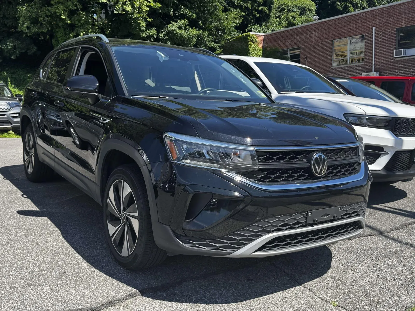 2024 Volkswagen Taos SE 4MOTION