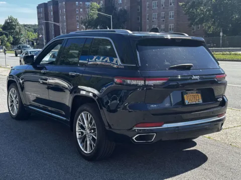 More photos of 2023 Jeep Grand Cherokee 4xe Summit 4x4 at Yonkers Automall, NY