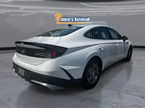 More photos of 2025 Hyundai Sonata SE at Yonkers Automall, NY
