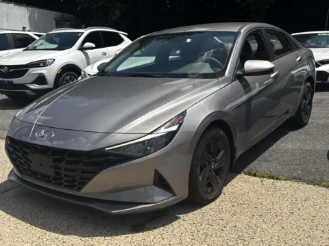 Another view of 2023 Hyundai Elantra SEL for sale in Yonkers, NY at Yonkers Automall