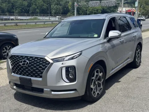 Another view of 2022 Hyundai Palisade Calligraphy AWD for sale in Yonkers, NY at Yonkers Automall