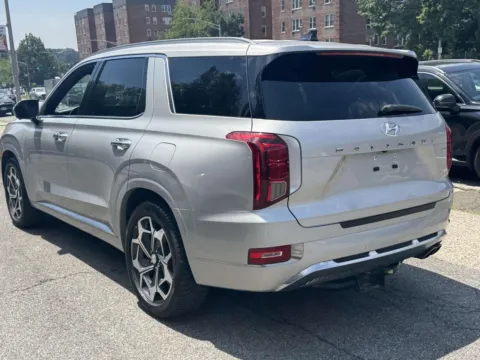 More photos of 2022 Hyundai Palisade Calligraphy AWD at Yonkers Automall, NY