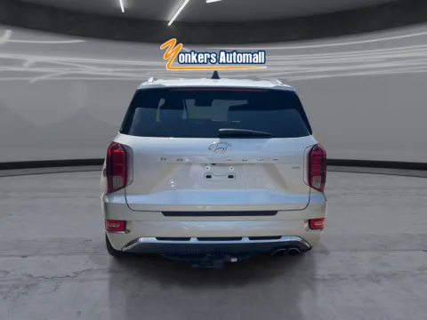 More photos of 2022 Hyundai Palisade Calligraphy AWD at Yonkers Automall, NY