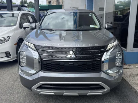 Photos of 2022 Mitsubishi Outlander SE FWD *Ltd Avail* for sale in Yonkers, NY at Yonkers Automall