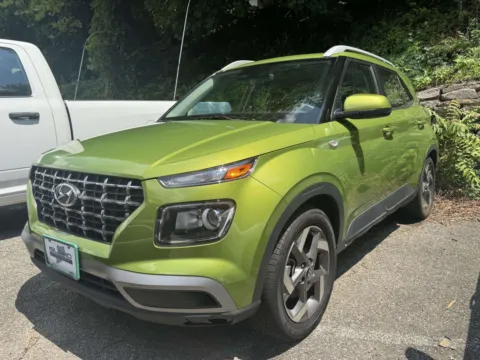 Photos of 2023 Hyundai Venue SEL IVT for sale in Yonkers, NY at Yonkers Automall