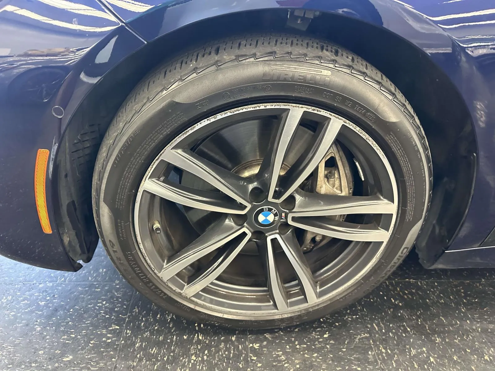 2022 BMW 7 Series 750i - Photo 9