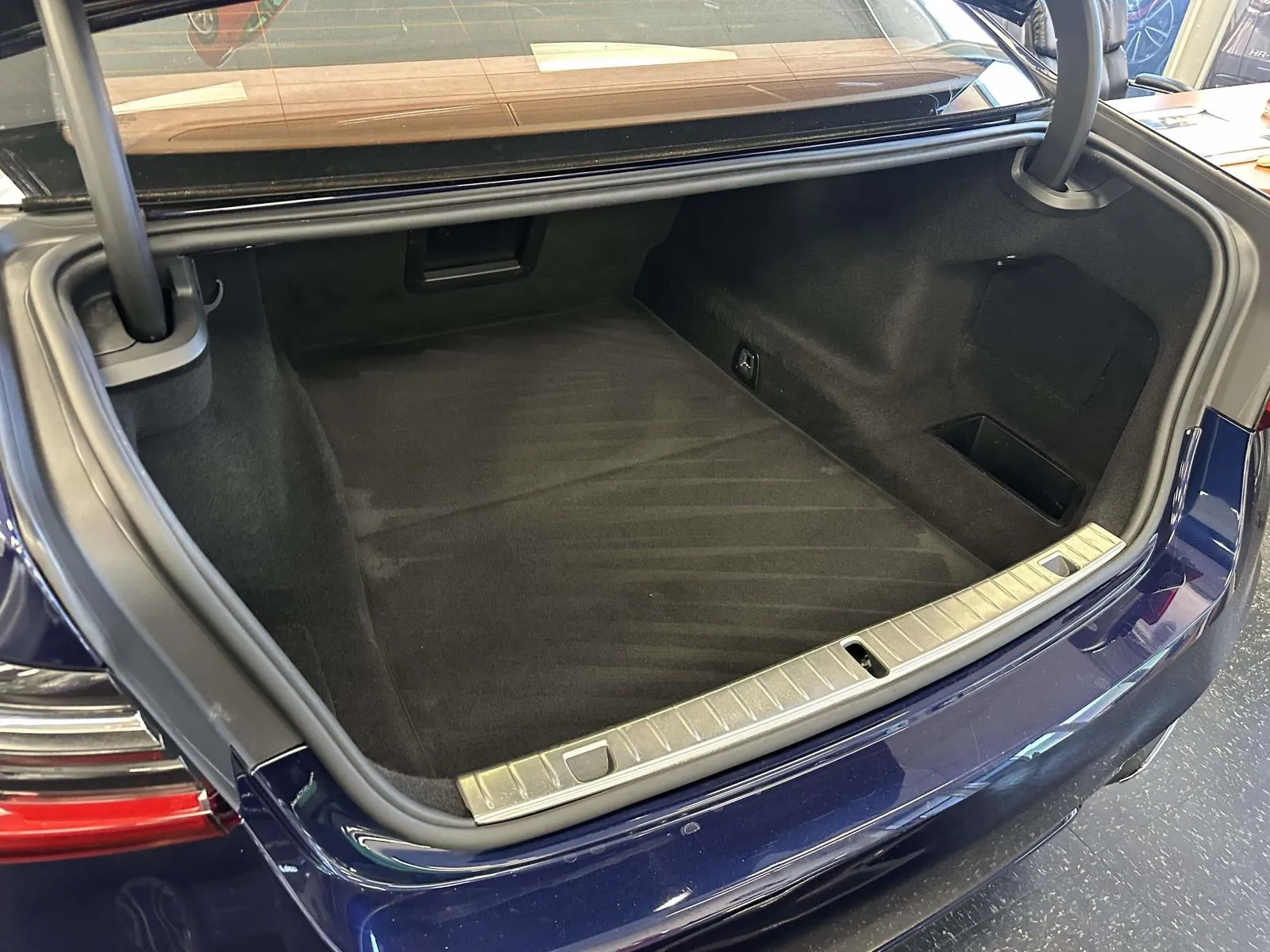 2022 BMW 7 Series 750i - Photo 11