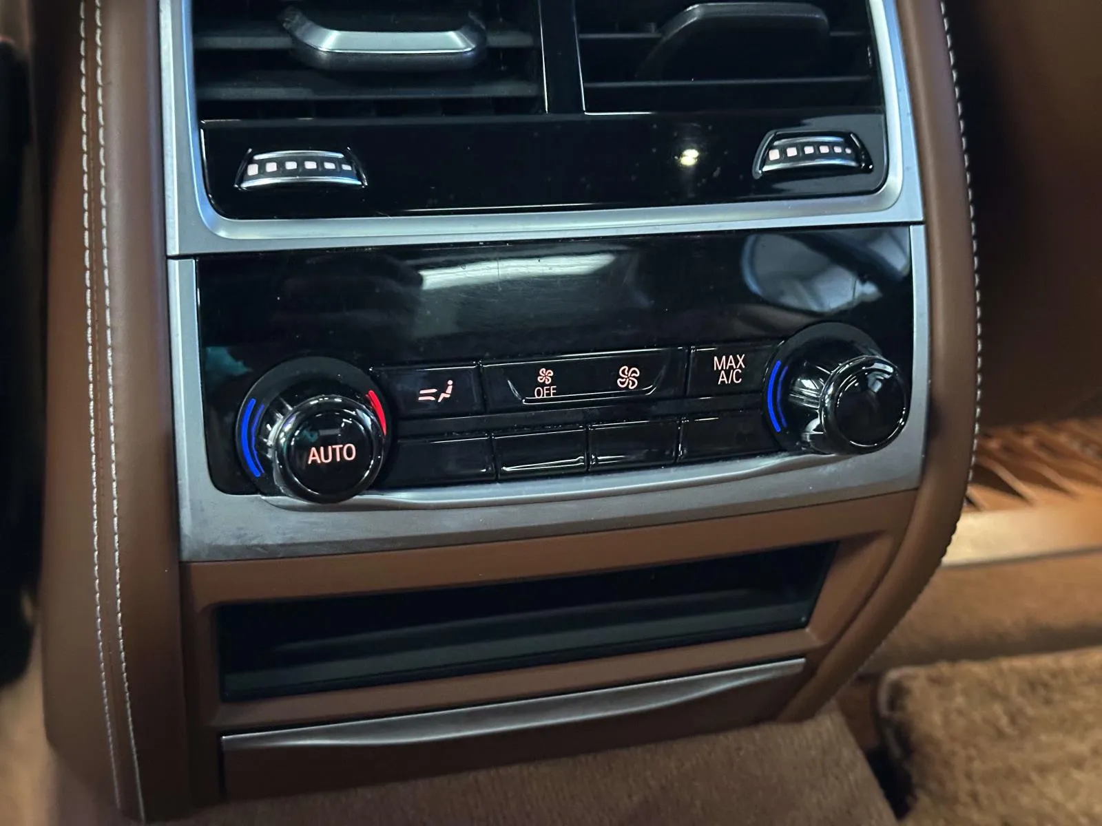 2022 BMW 7 Series 750i - Photo 15