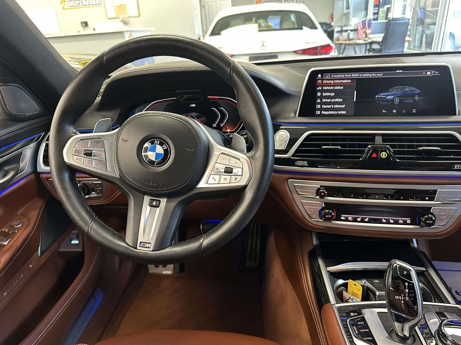 2022 BMW 7 Series 750i - Photo 16