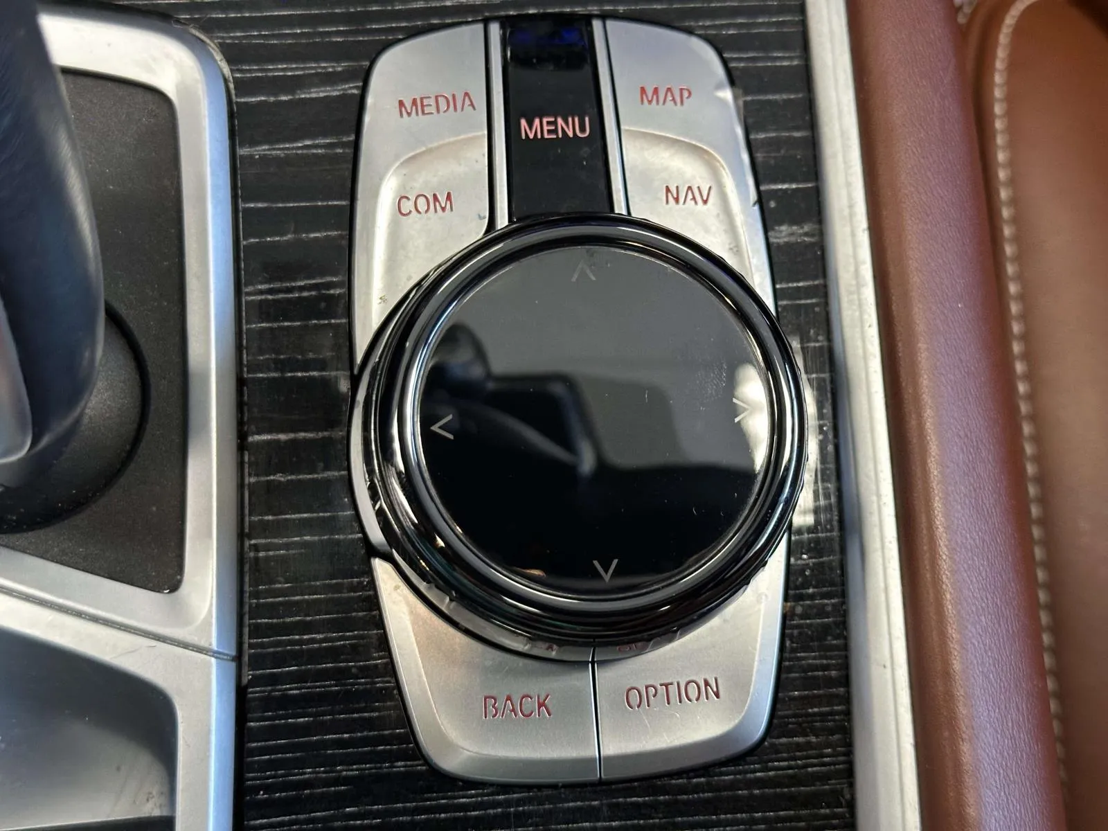 2022 BMW 7 Series 750i - Photo 26