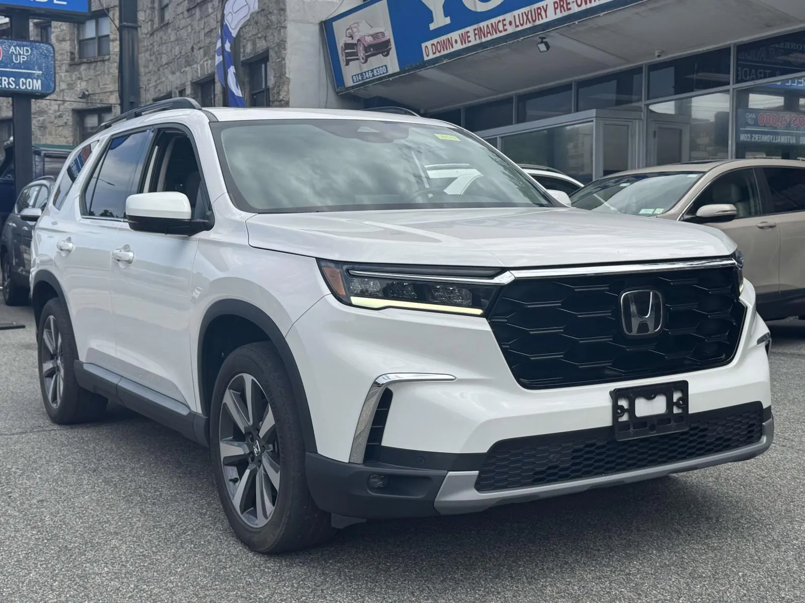 2023 Honda Pilot Touring AWD