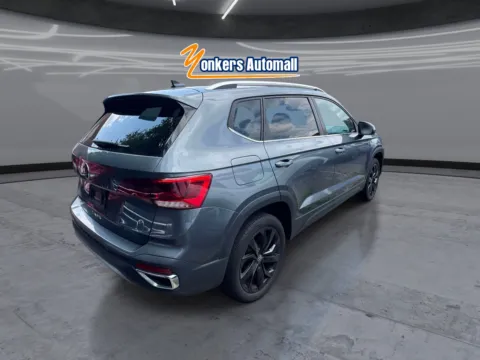 More photos of 2024 Volkswagen Taos SE FWD at Yonkers Automall, NY