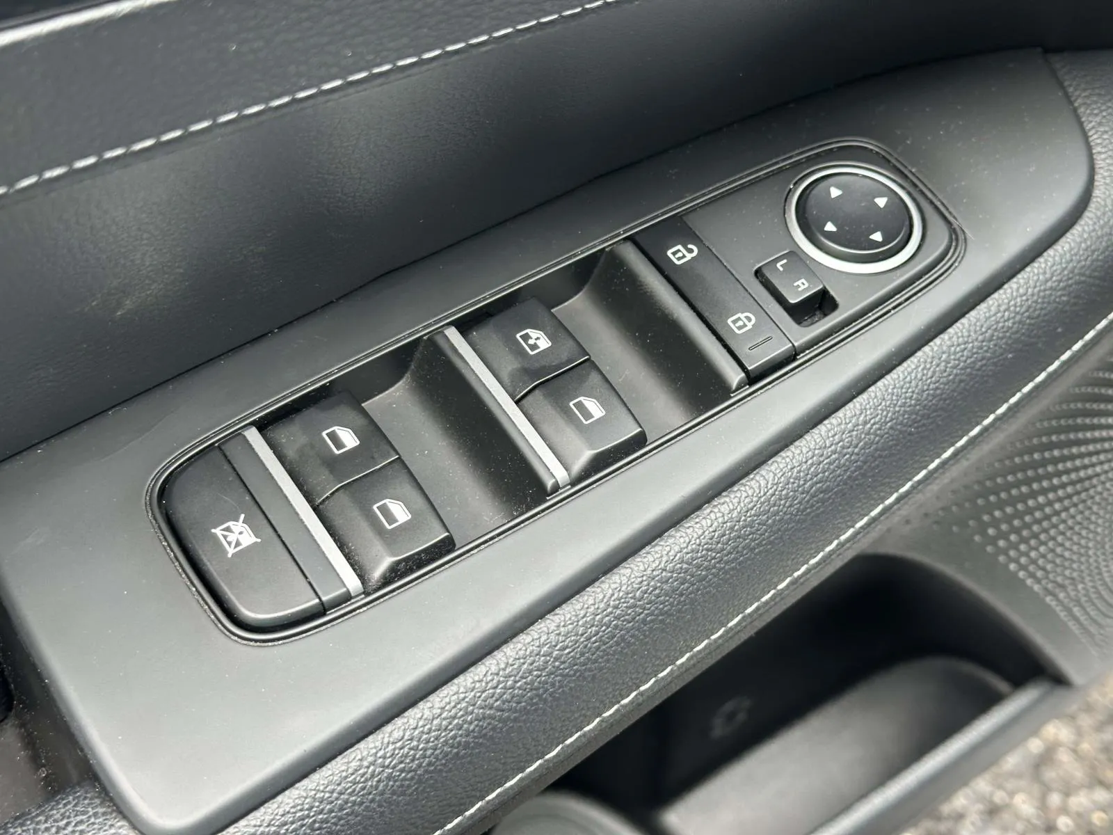 2023 Kia Forte GT-Line - Photo 11