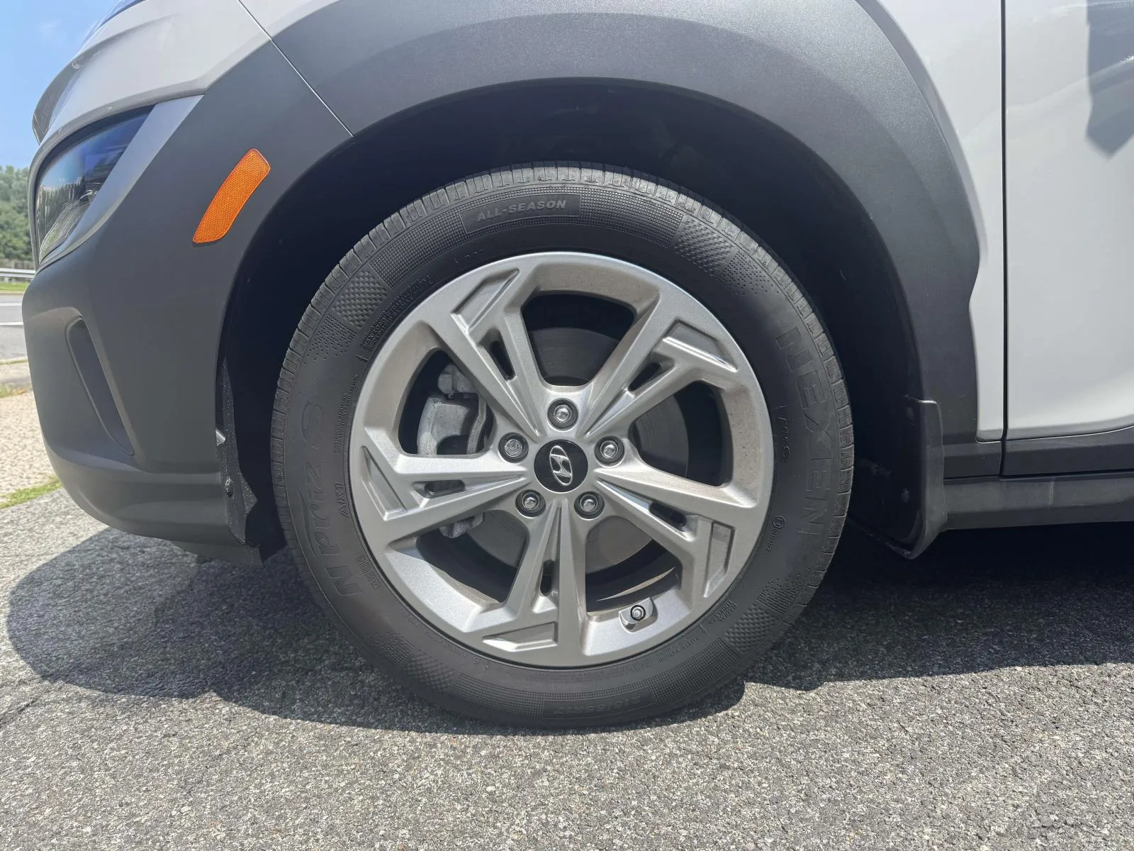 2023 Hyundai Kona SEL - Photo 8
