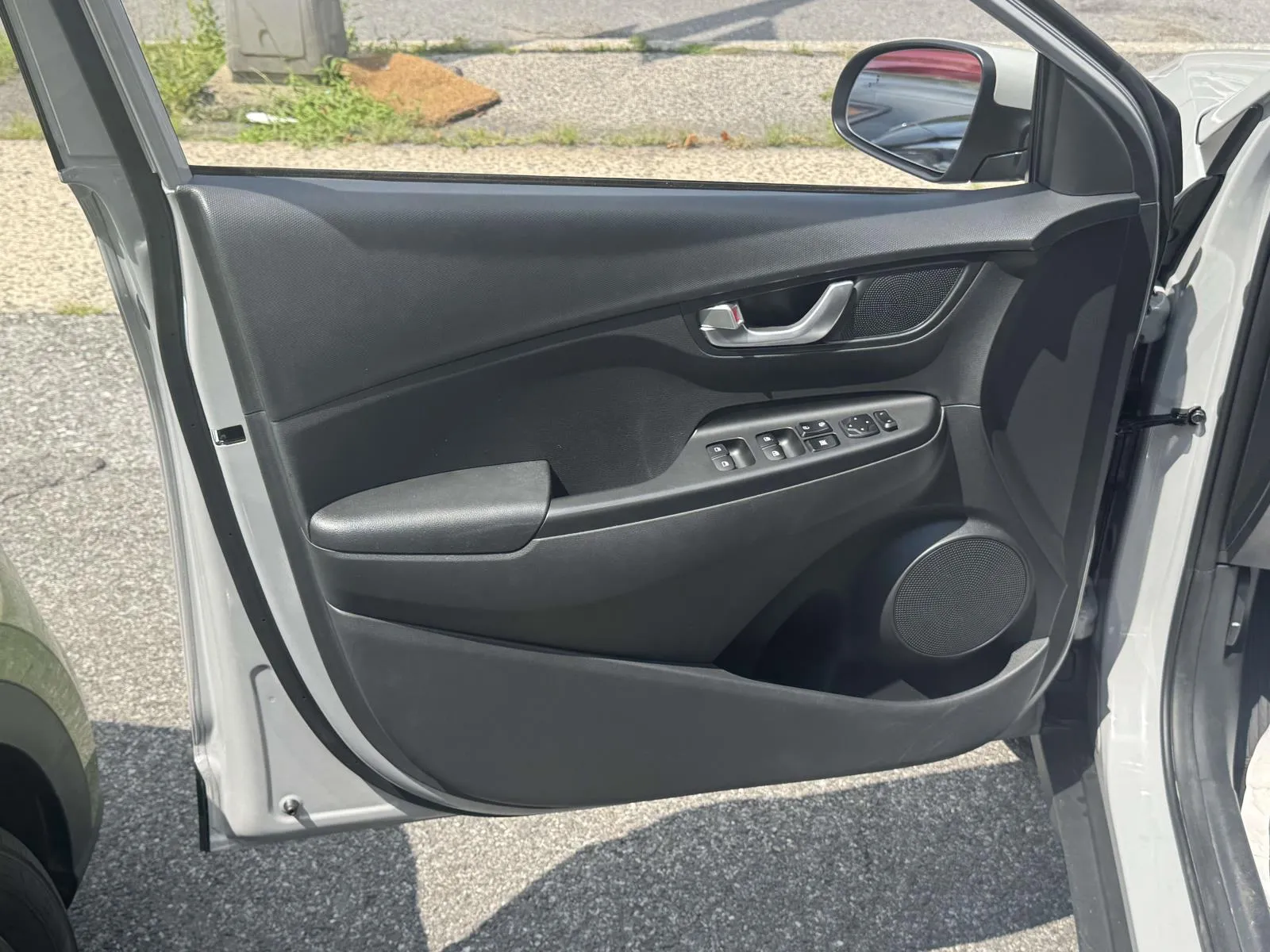 2023 Hyundai Kona SEL - Photo 15