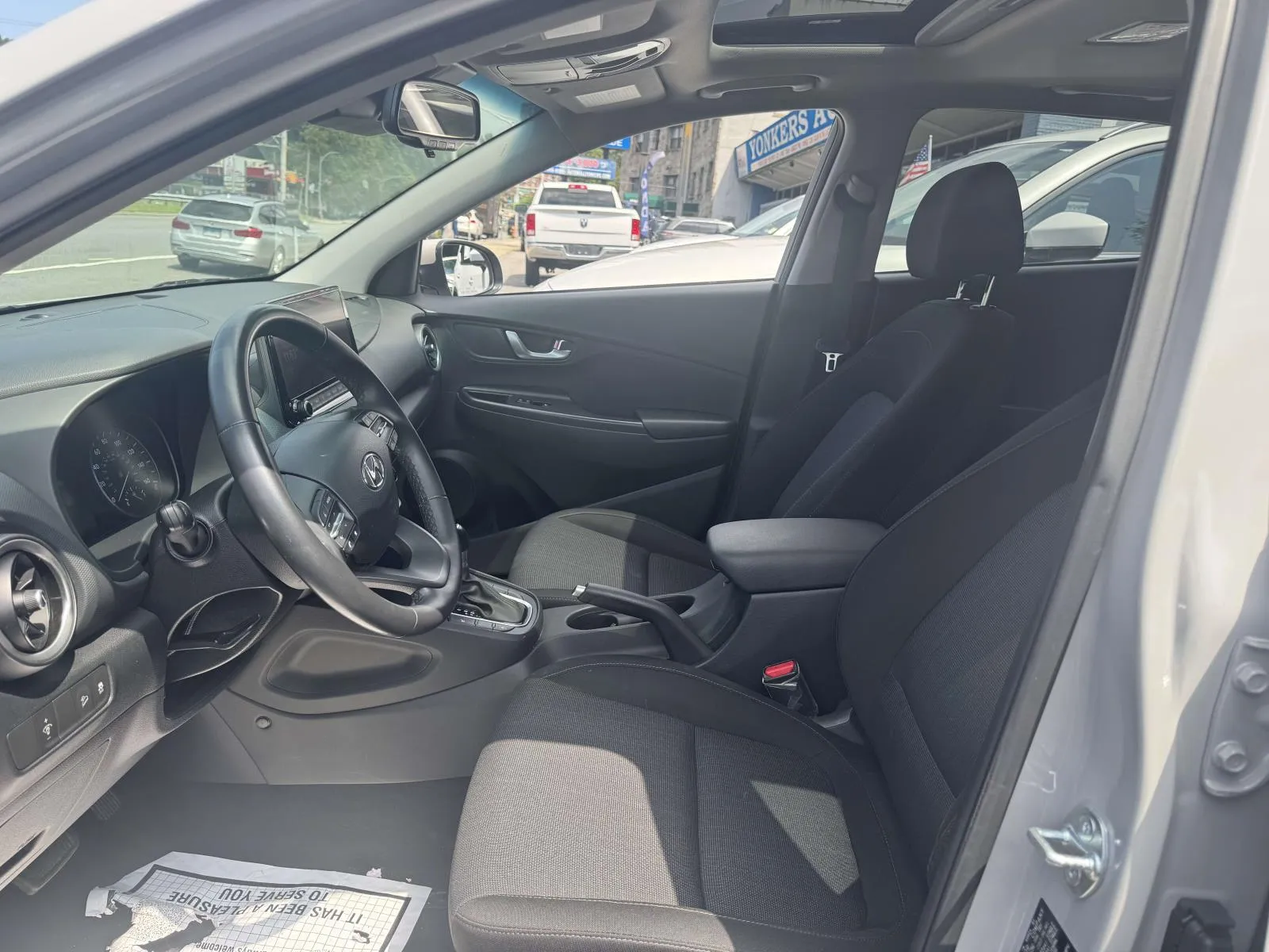 2023 Hyundai Kona SEL - Photo 18
