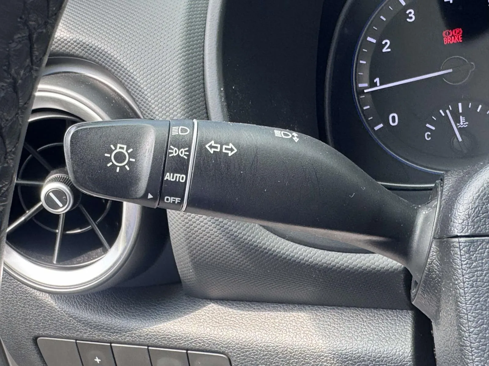 2023 Hyundai Kona SEL - Photo 24
