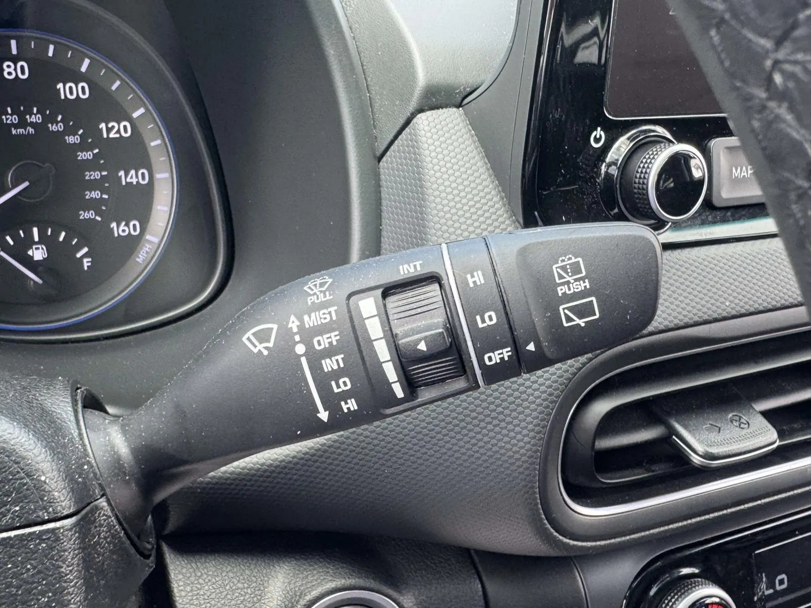 2023 Hyundai Kona SEL - Photo 25