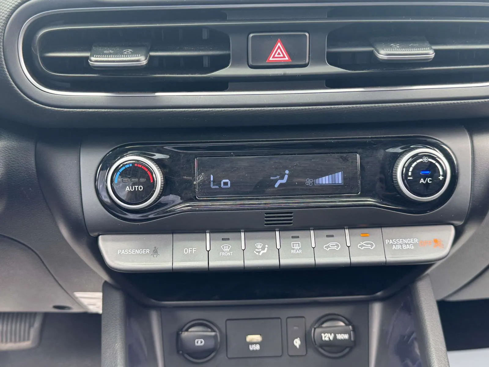 2023 Hyundai Kona SEL - Photo 30