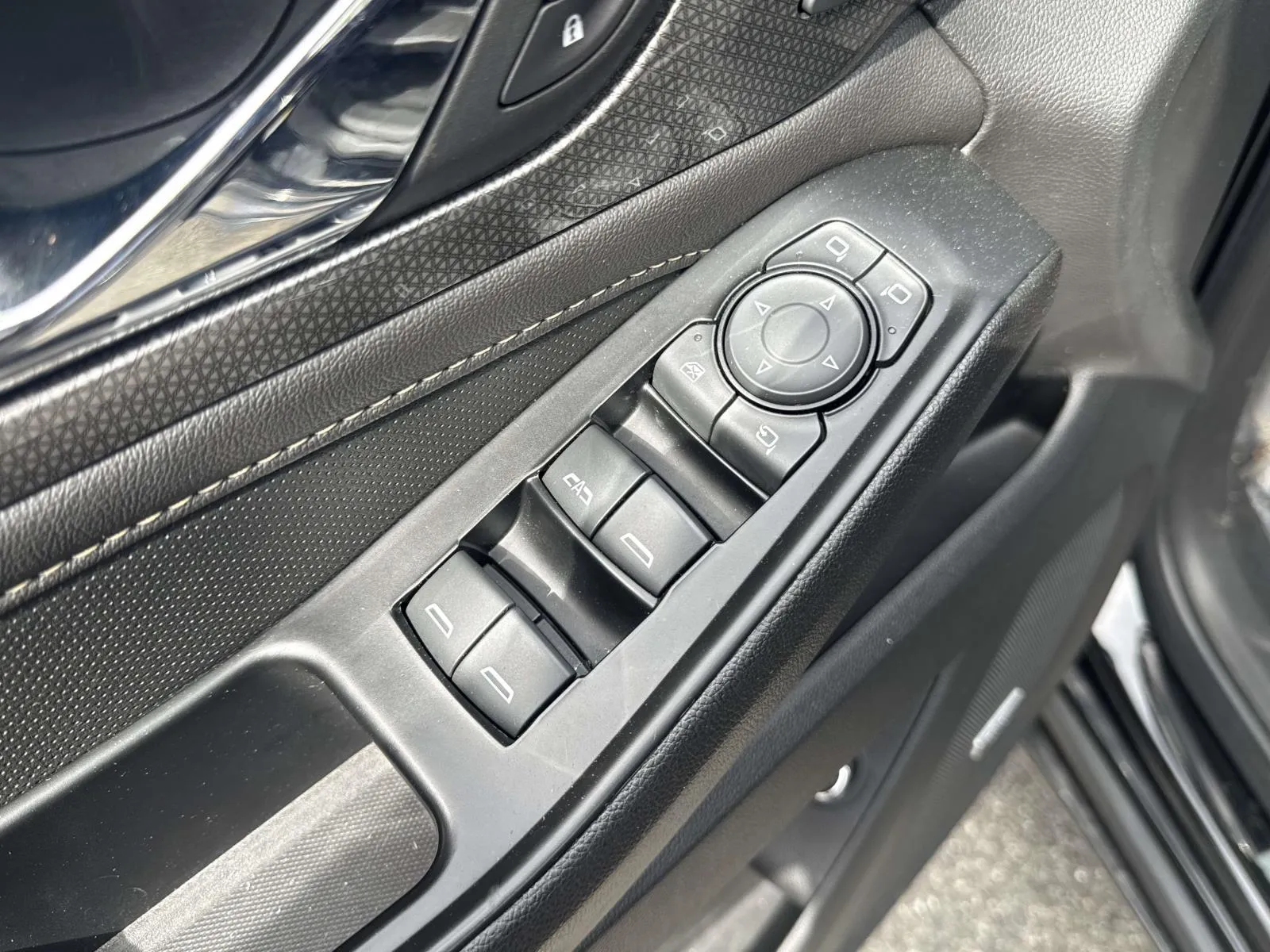 2023 Chevrolet Traverse Premier - Photo 15