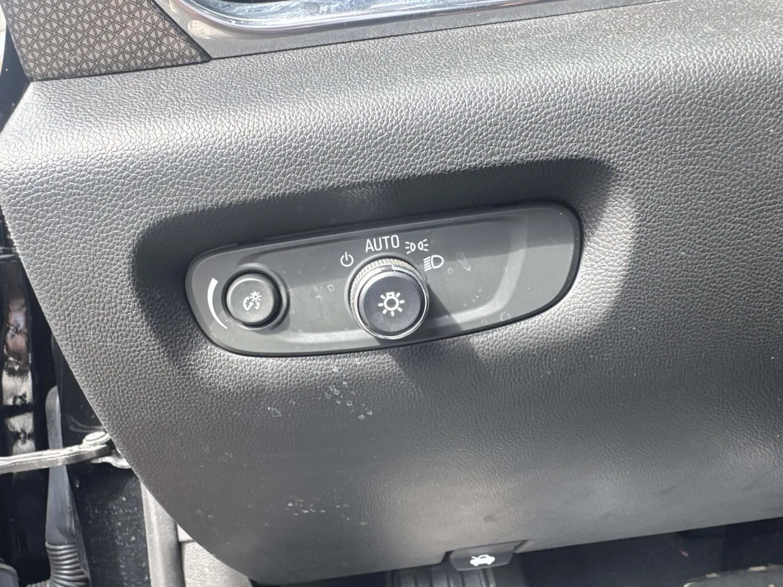 2023 Chevrolet Traverse Premier - Photo 20