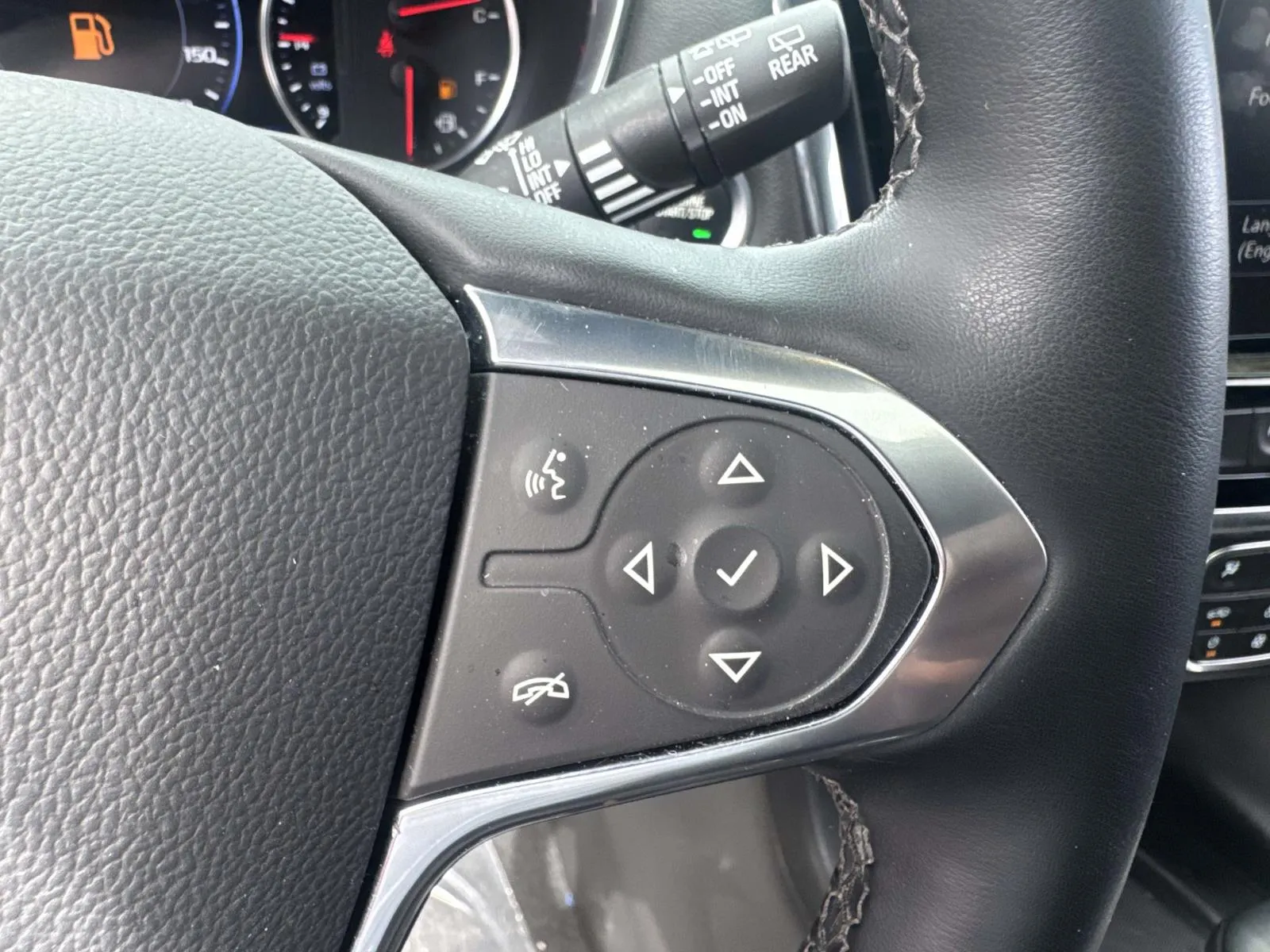 2023 Chevrolet Traverse Premier - Photo 22