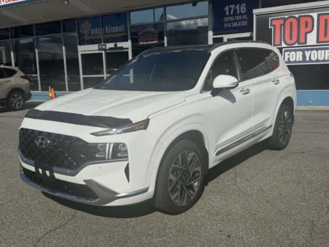 Another view of 2023 Hyundai Santa Fe Ultimate Calligraphy AWD for sale in Yonkers, NY at Yonkers Automall