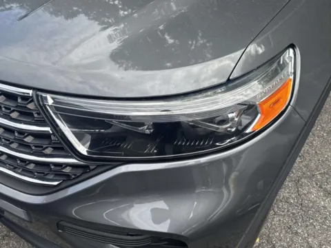 More photos of 2023 Ford Explorer XLT at Yonkers Automall, NY