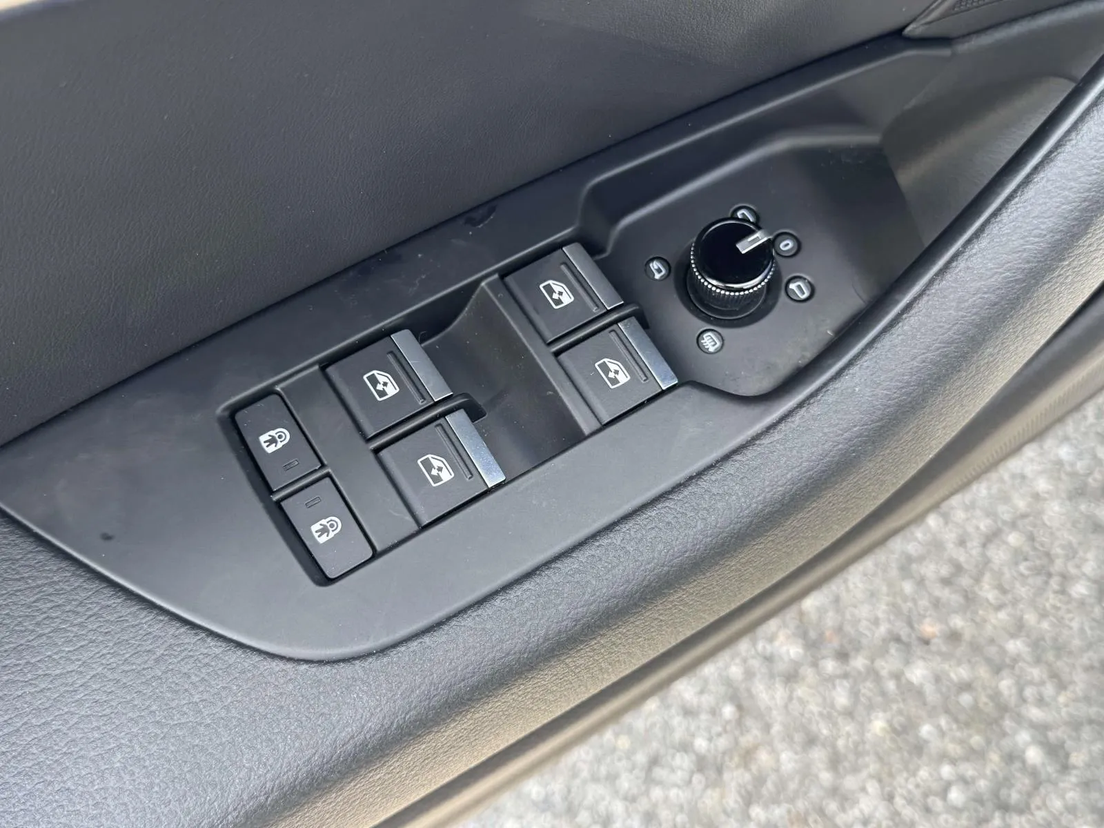2023 Audi A6 Premium - Photo 13